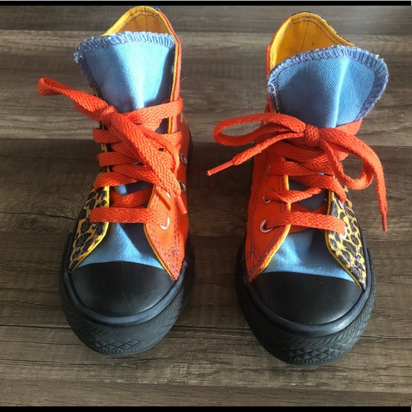 Size 10.5 toddler hi-top Custom Converse - Picture 2 of 4